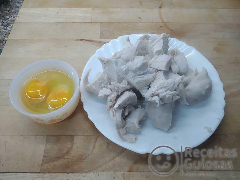 Pizza com base de frango em 6 passos rápidos