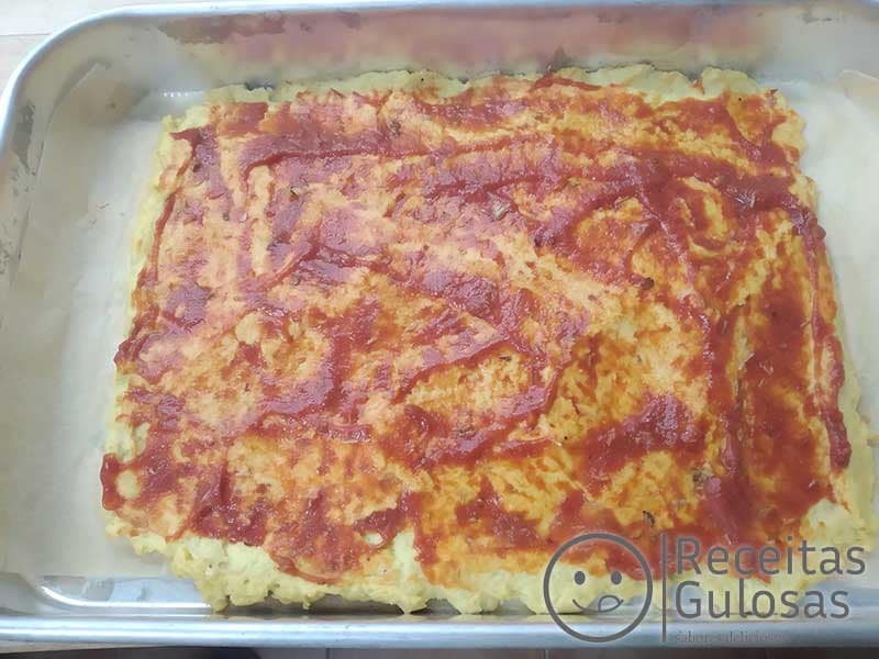 Pizza com base de frango em 6 passos rápidos