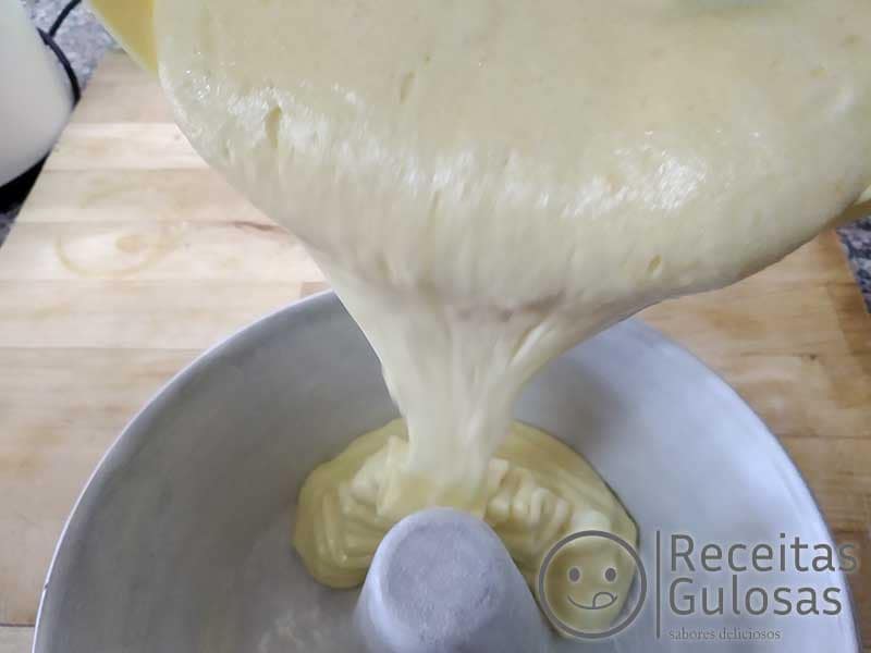 Pão de Ló com apenas 5 ingredientes