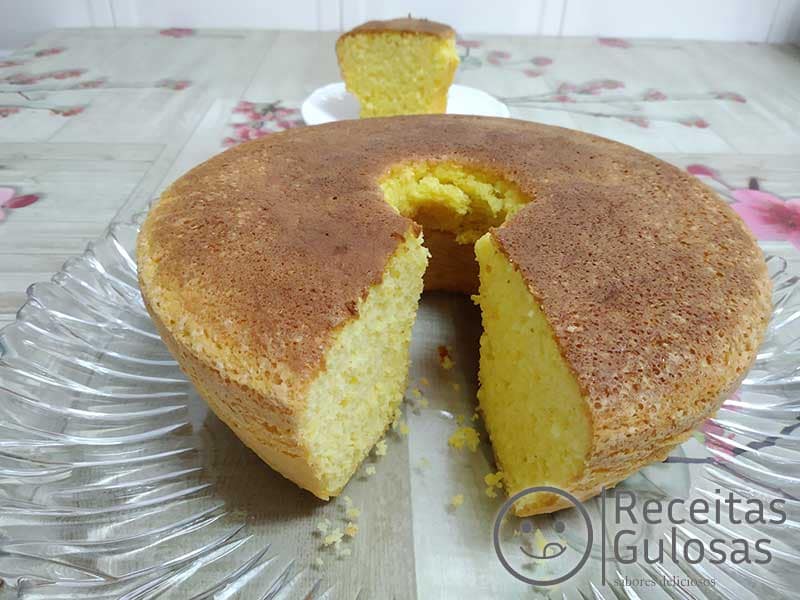 Pão de Ló com apenas 5 ingredientes